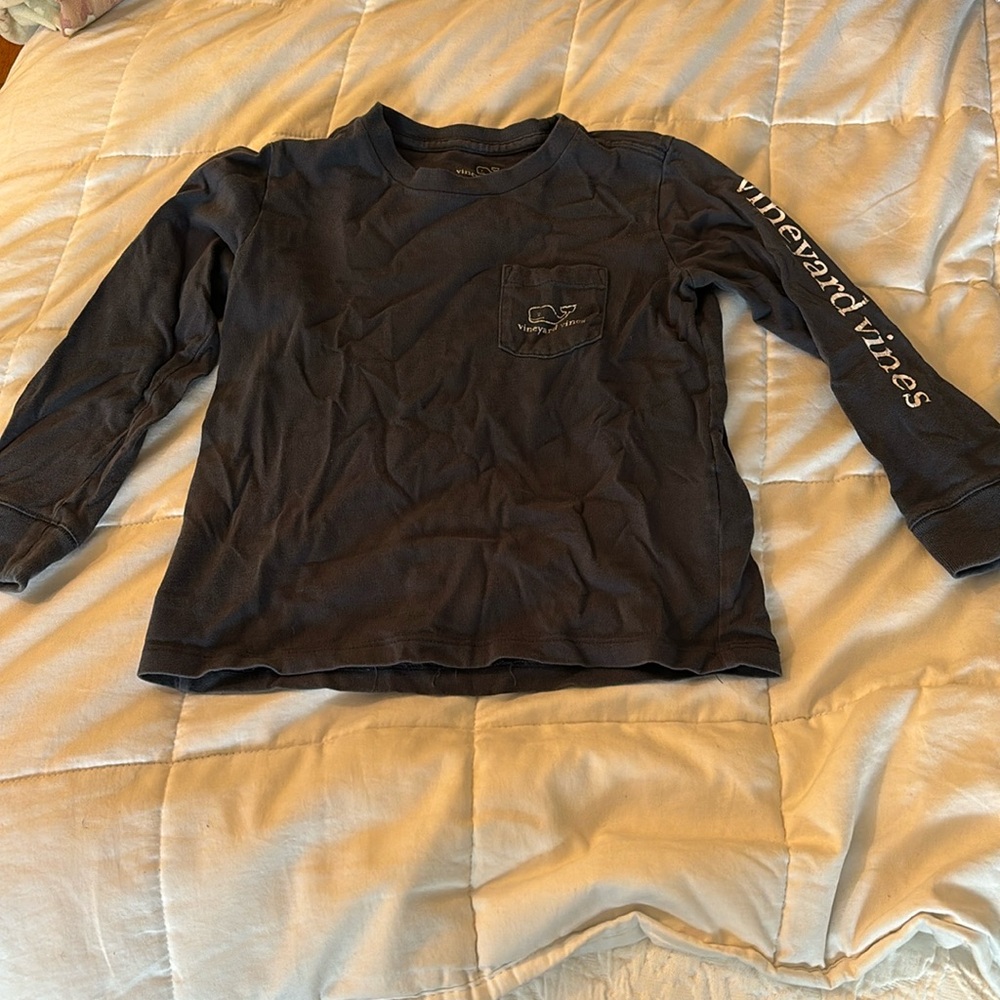 Vineyard Vines classic long sleeve whale t-shirt